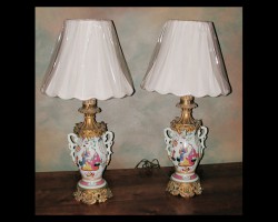 Pair of Chinese Lamps Pair of Chinese Lamps