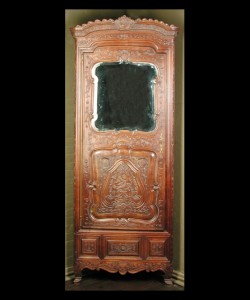 Louis XV Walnut Corner Cabinet Louis XV Walnut Corner Cabinet