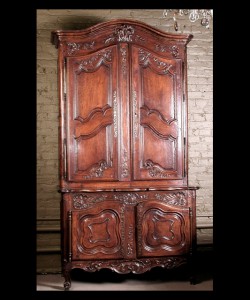Louis XV Meuble a Deaux Corps Louis XV Meuble a Deaux Corps