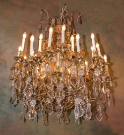 Louis XV chandelier Louis XV chandelier