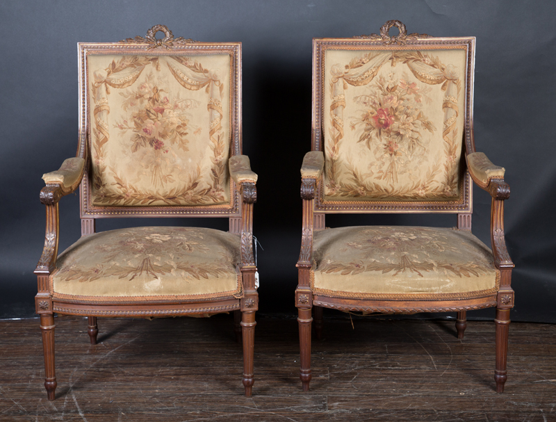 French 19th Century Louis XVI Carved Salon Set with Original